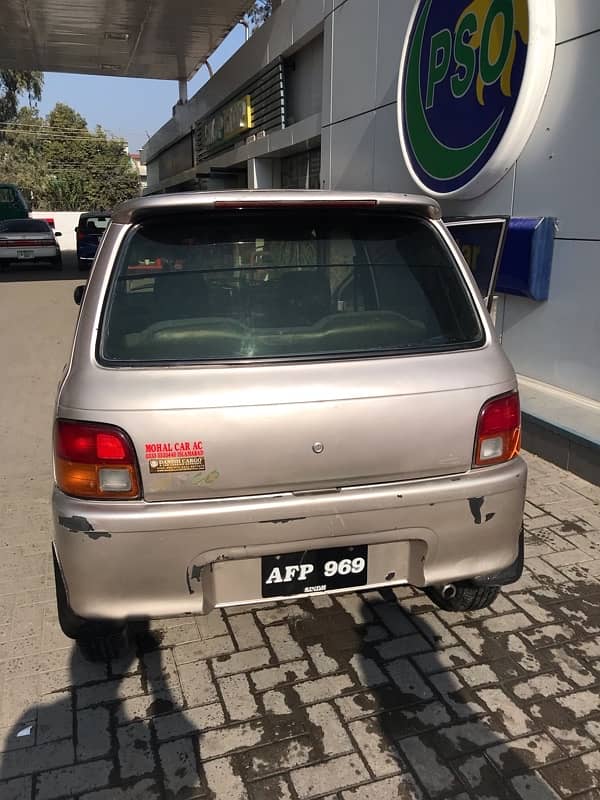 Daihatsu Cuore 2004 4