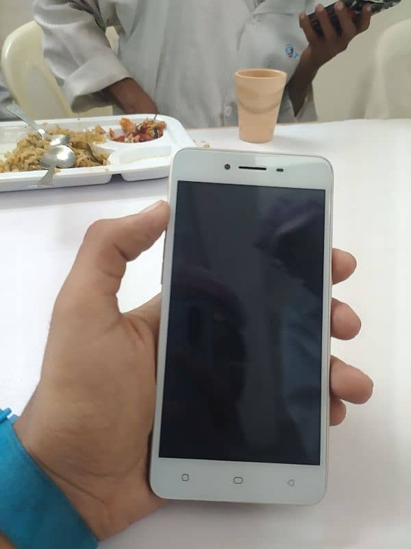 OPPO A37m 1