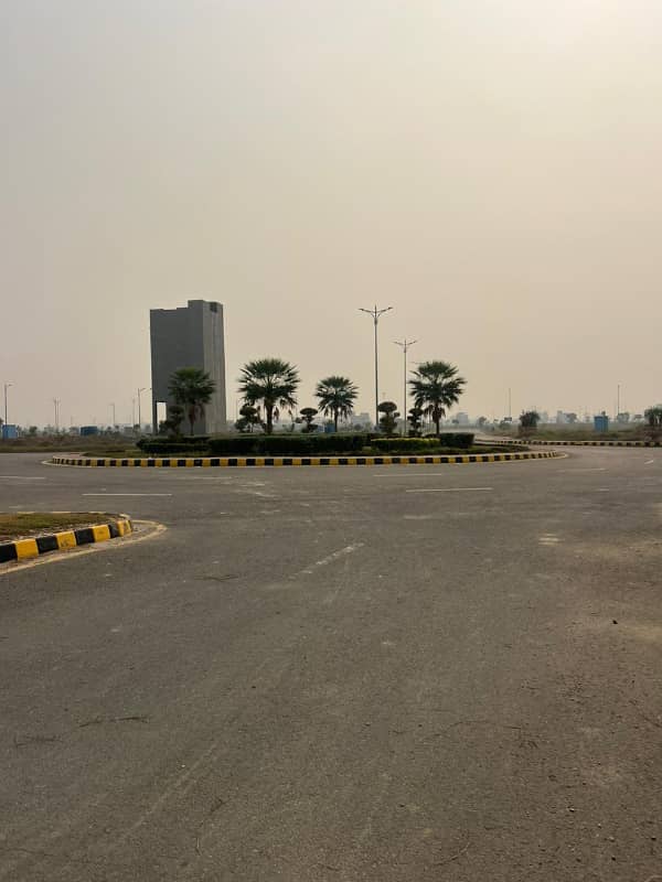 DHA PHASE 8 BLOCK Z5 PLOT NO 65 PRICE 48 LAC NDC APPLY 7