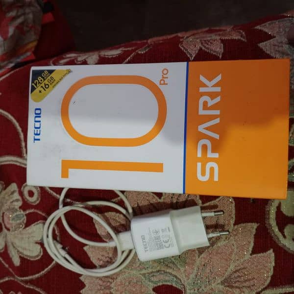 takno sapar 1o pro ram 16 gb mamori 128gb  Naya mobile 10 by 10 0