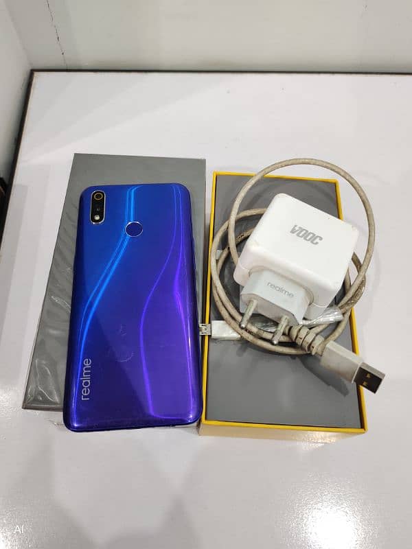 Realme 3Pro (4/64) 1