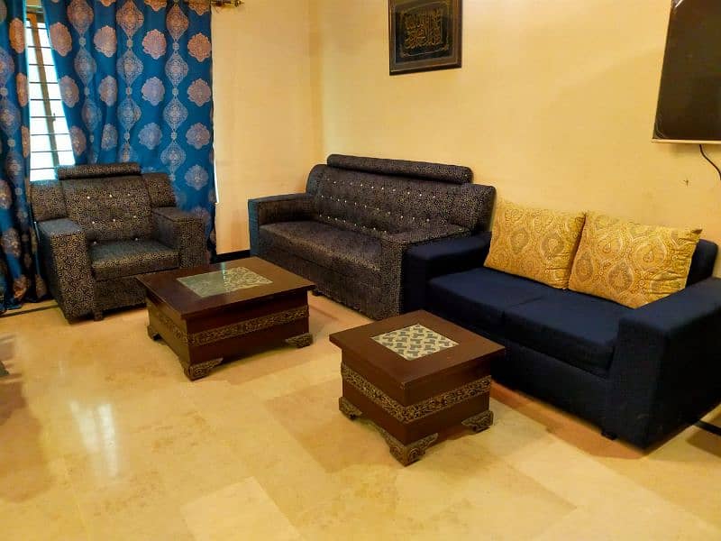 safa set furnished condition 3