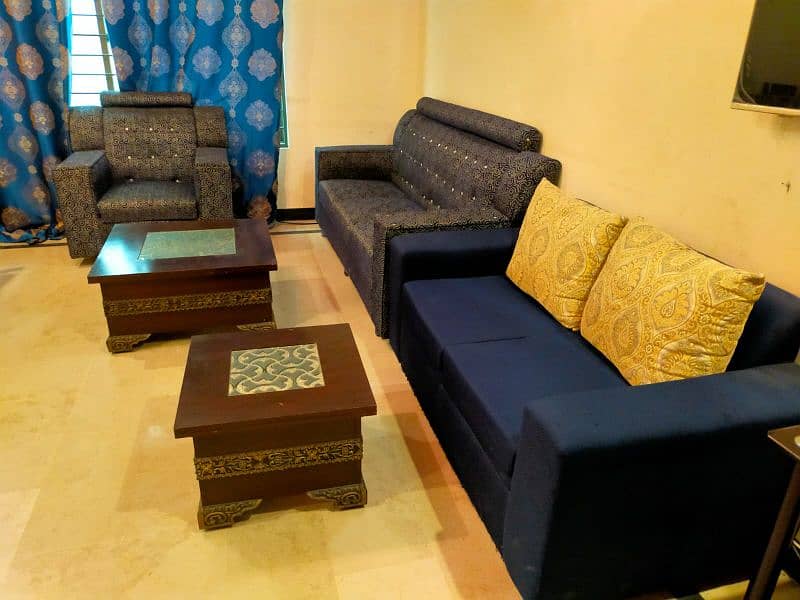 safa set furnished condition 4