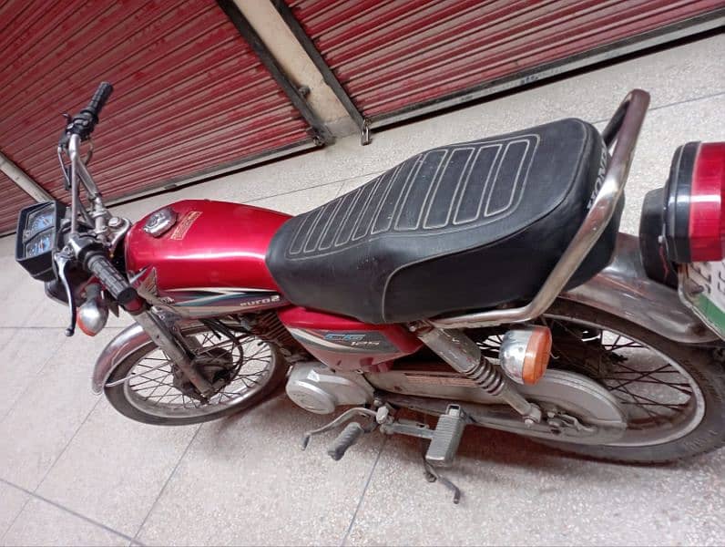 Honda CG 125 condition 9/10 All Ok 2