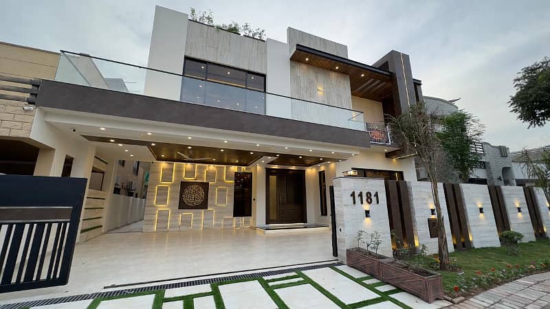 Your Gateway to Elite Living! 1 Kanal House For Sale in Bahria Town Phase # 4 Islamabad 7