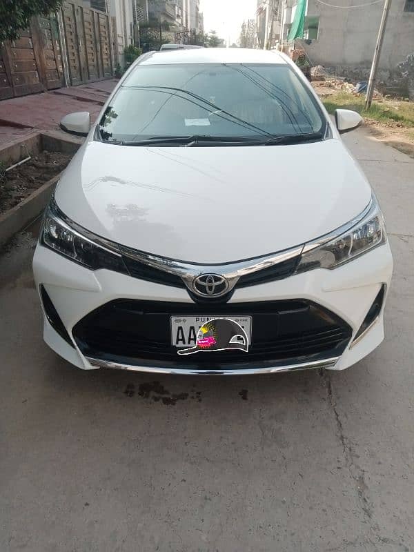 Toyota Corolla GLI 2020 super white 2