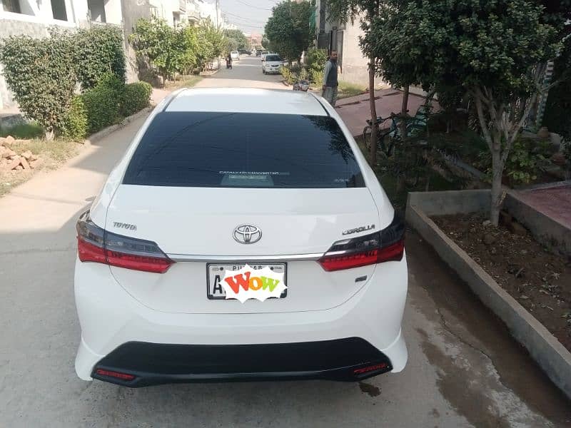 Toyota Corolla GLI 2020 super white 5