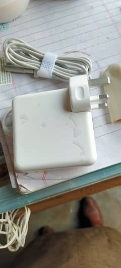 Apple MacBook pro replacement adapter