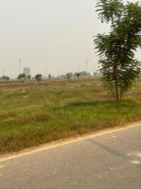 PHASE 8 BLOCK Z5 PLOT NO 332 PRICE ONLY 45 LAC ROAD LEVAL PLOT 0