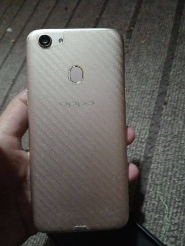 oppo f5 condition 10%9 03204138651 1