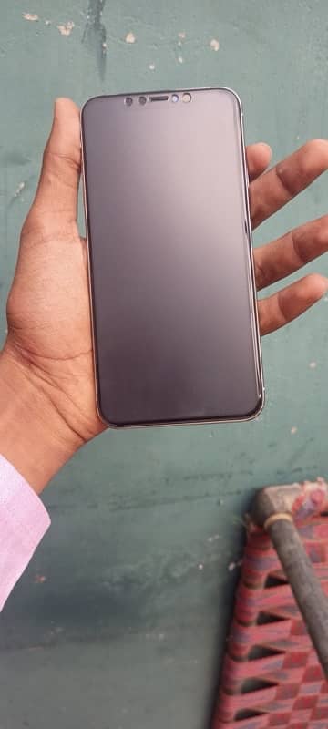 iphone xs max. contact no call & wtsp 03121424450. urgent sale. 2