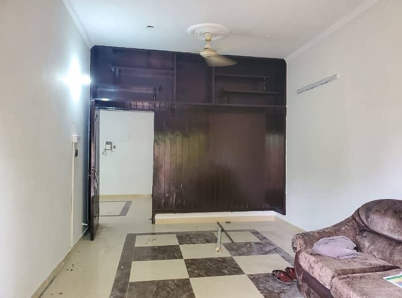 10 Marla Double Unit Full House For Rent In DHA Phase 1,Block P, Lahore. 10