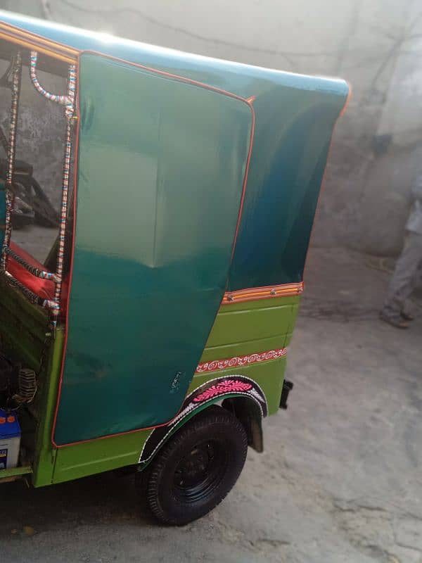 new Asia 200 cc rickshaw 4