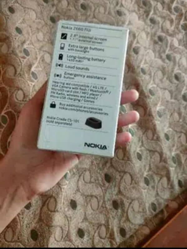 Nokia 2660 Flip 4G 7