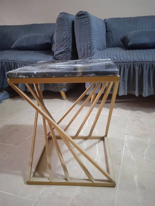 Marble table for the drawing room 4