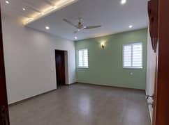 Good 1 Kanal House For sale In Bahria Town - Sector C