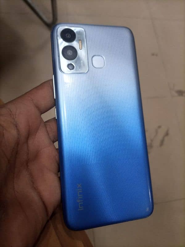 Infinix hot 12 play 4/64 6