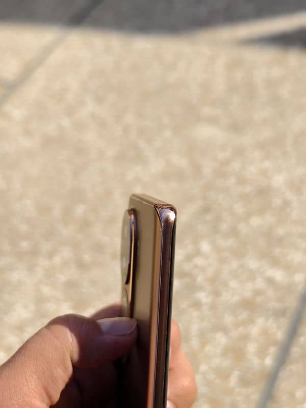 Vivo V40e 8/256 Bronze 12