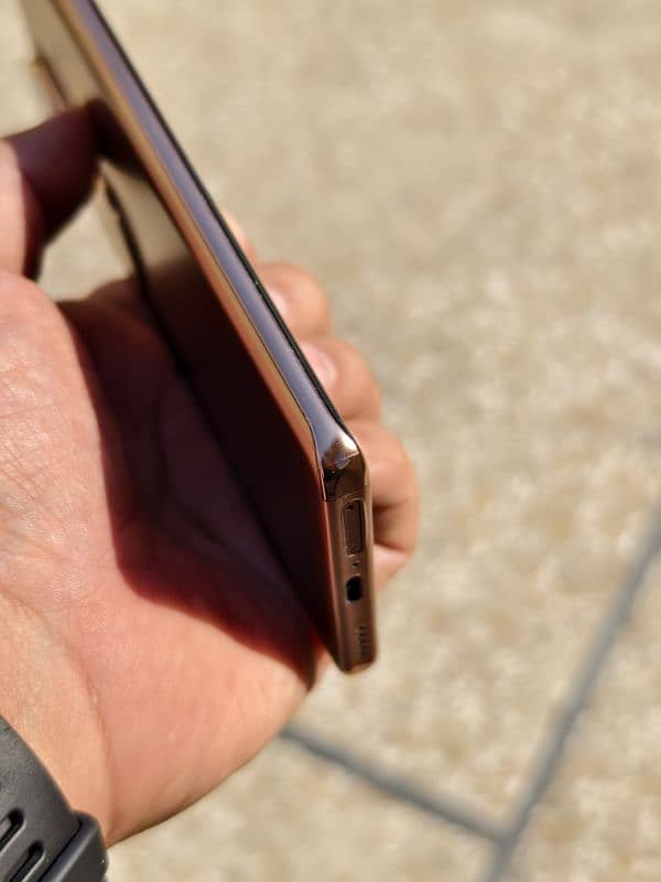 Vivo V40e 8/256 Bronze 13