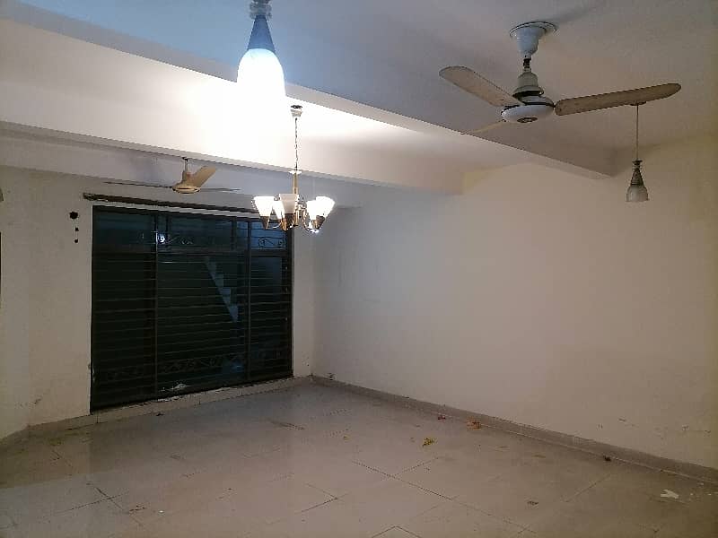 To sale You Can Find Spacious House In Askari 10 0