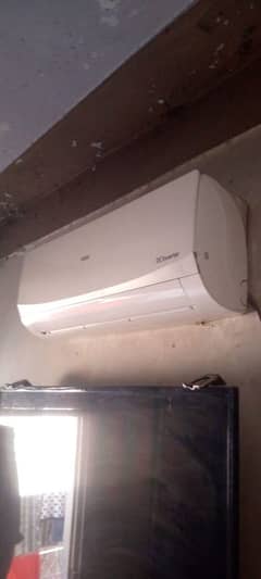 Haier 1 ton DC inverter Ac brand new condition