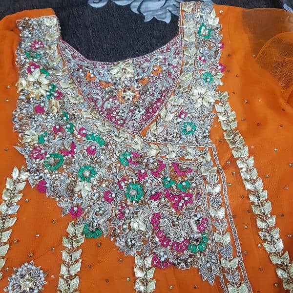 Funky n stylish Mehndi Outfit 1