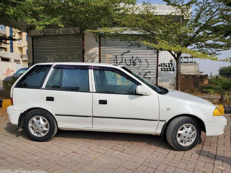 Suzuki Cultus VXL 2002 3