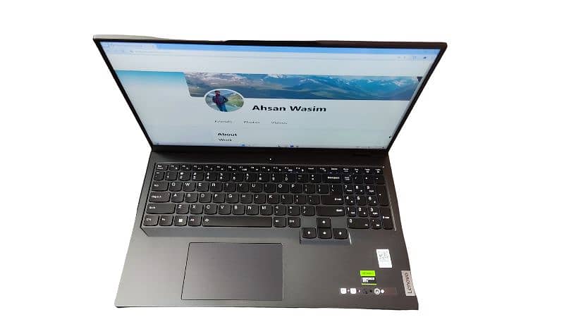 Lenovo Legion 5 Pro 16irx8, ci7 13th, rtx 4070 brand new gaming laptop 9