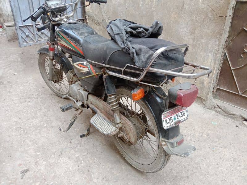 Kam use hoi hai bike mai koi fald nh 0