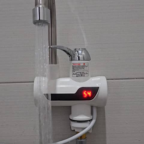 instant water heater faucet 0