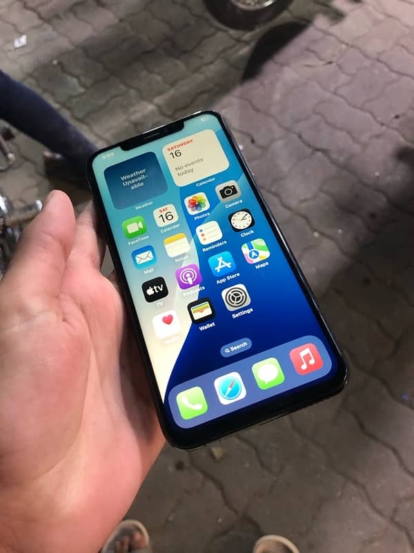 iPhone XS Max 3