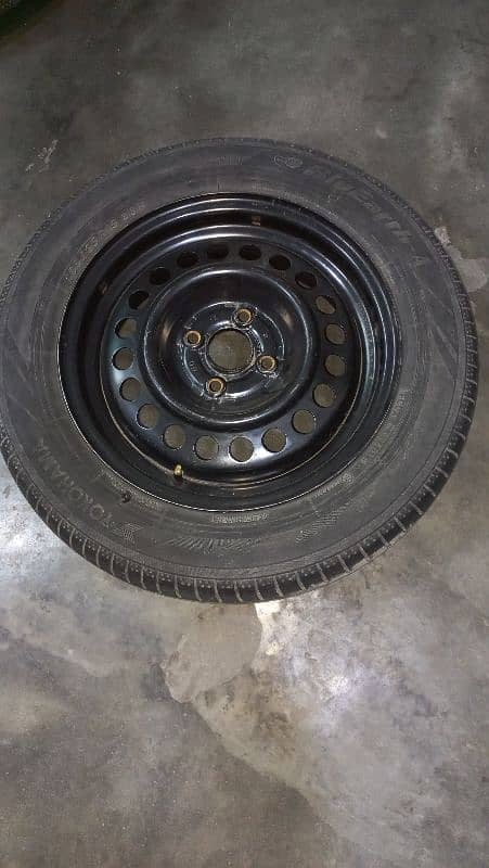 185/65 R15 , 50 % Condition , With Rim , Only 1 Tyre Rim 4