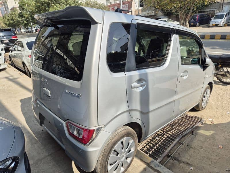 Suzuki Wagon R 2023 3