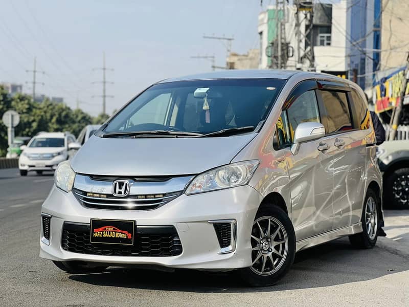 Honda Freed 2014 8