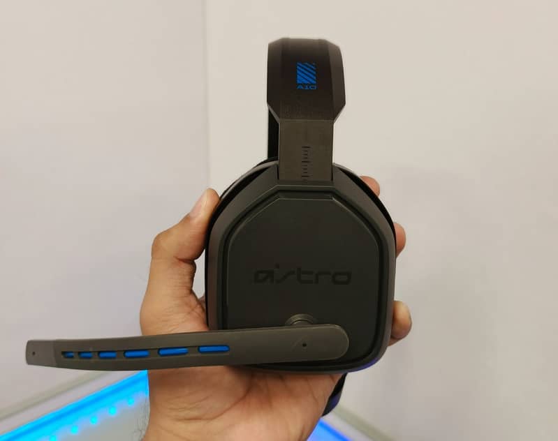 GAMEING HEADPHONR ASTRO A10 5