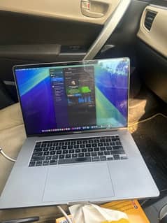 Mac book pro inset 2019