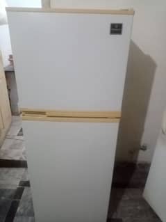 DAWLANCE Fridge For Sale