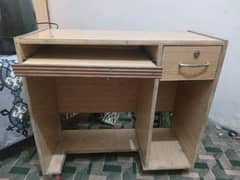 computer table