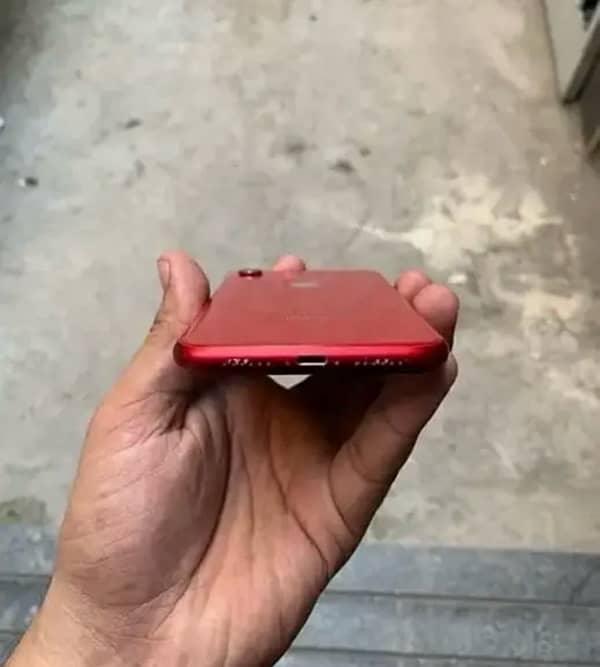 IPhone XR PTA 1