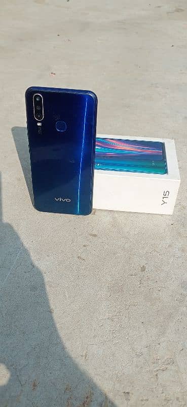 vivo y15 4/64 2