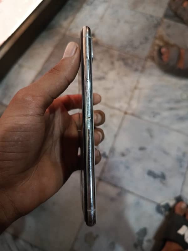 iPhone xsmax 64 gb good candishan all oky jv 2