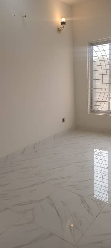 10 MARLA 2ND FLOOR PORTION AVAILABLE FOR RENT IN TARIQ GARDEN BLOCK H 2