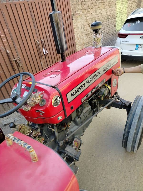 Massey 260 5