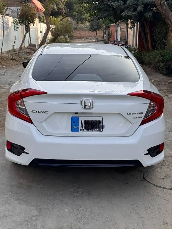 Honda Civic Oriel 2018 1