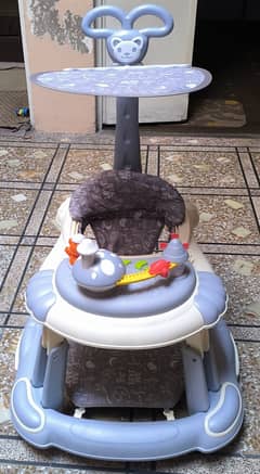 High-Quality Baby Walker – Like New, Excellent Price!