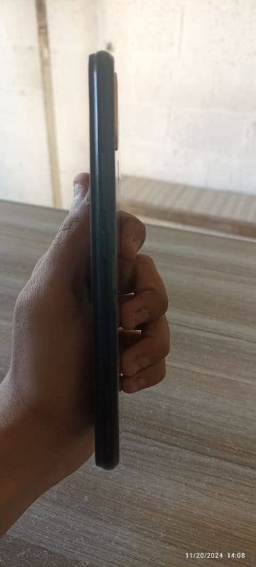 Vivo Y17 urgent for sell 1