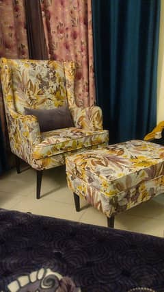 floral chair with ottoman