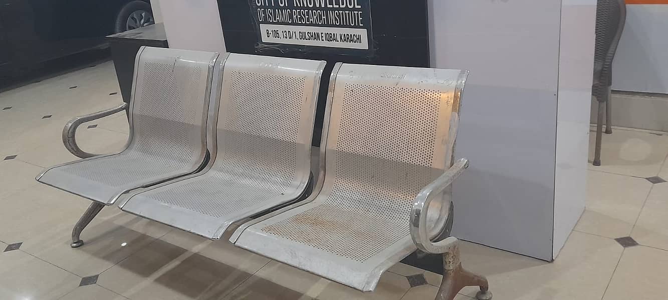 3 Seater waiting chair/bench 2