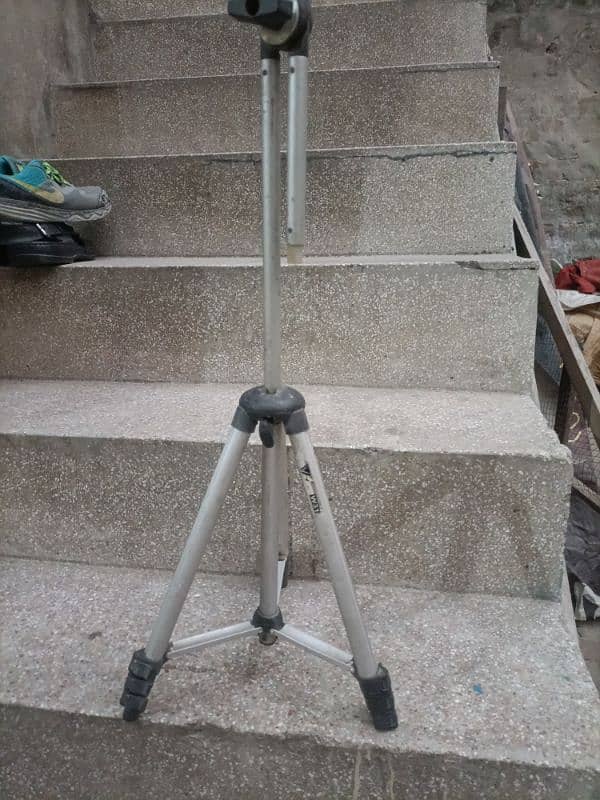 camera stand tipod 1