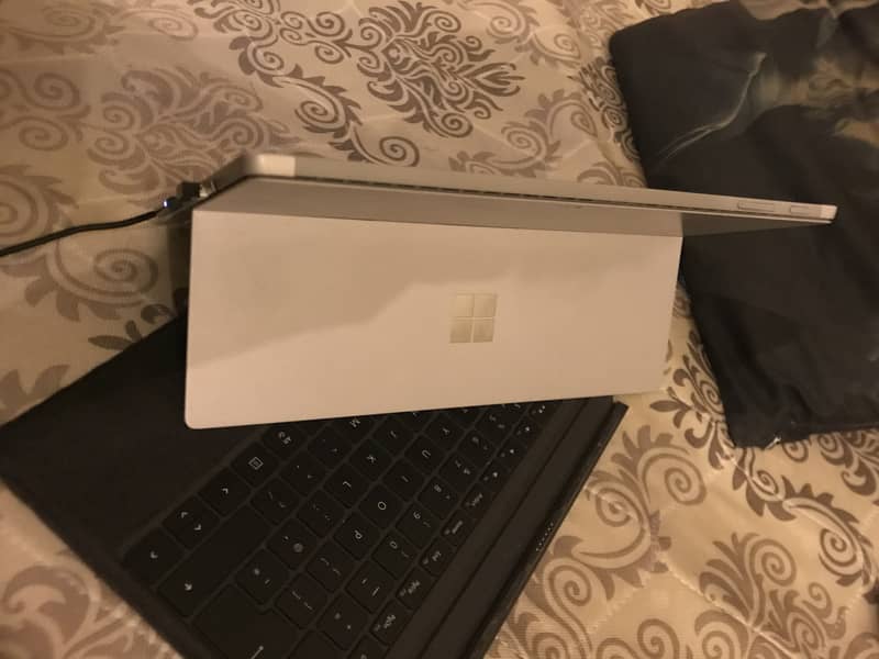 Microsoft surface pro 4 5